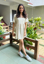 Load image into Gallery viewer, Fleur Dress