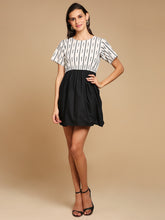 Load image into Gallery viewer, Ikkat Print Dress