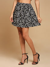 Load image into Gallery viewer, Daisy Floral Skirt